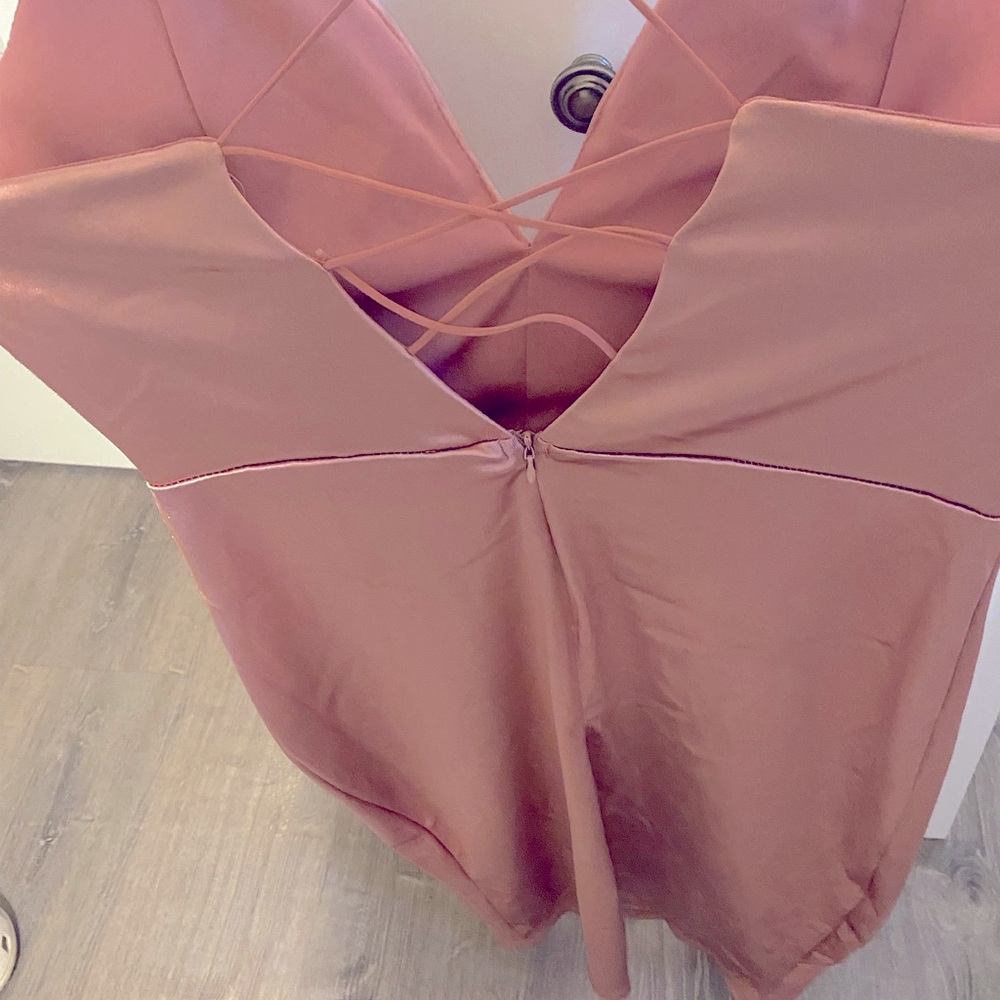 Pink silky dress - Picture 3 of 3